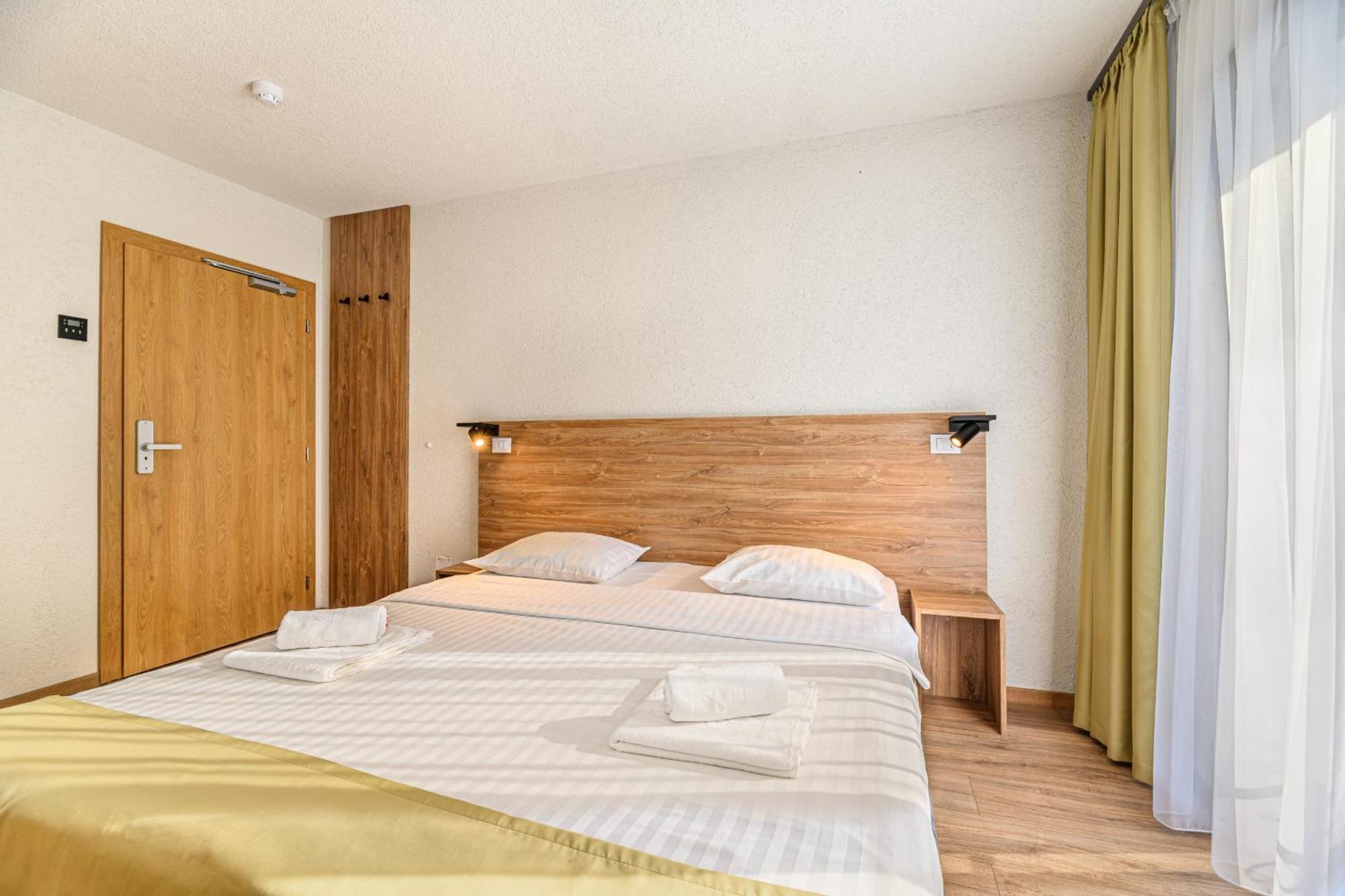 Pensiunea Apuseni Wild Remeţi エクステリア 写真